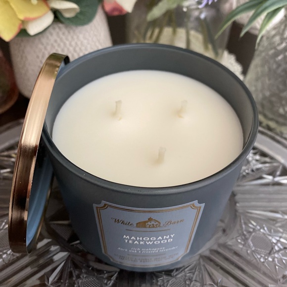🆕🩶 WHITE BARN BATH & BODY WORKS “MAHOGANY TEAKWOOD” 3-WICK CANDLE. BRAND NEW! - Picture 3 of 9